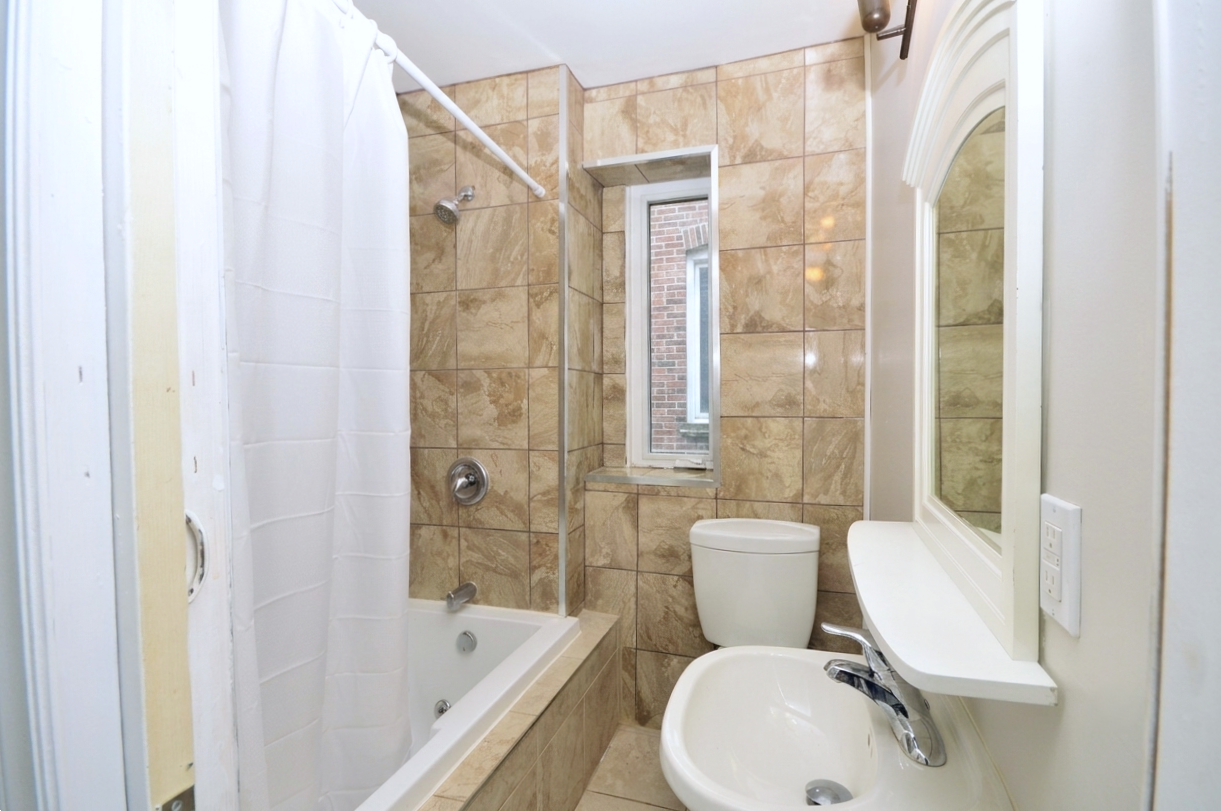 25 Miller St #2ndFL - Photo 4 of 10