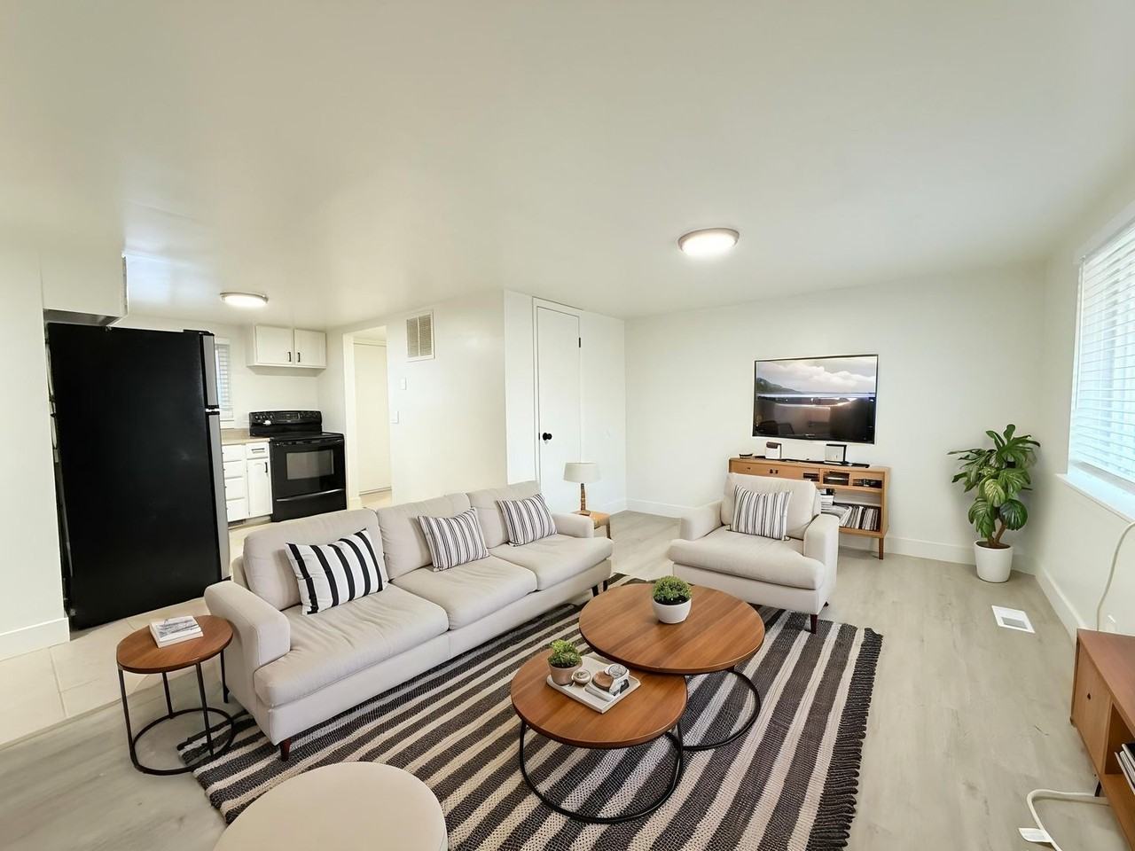The Cottages at 3440 - Photo 5 of 13