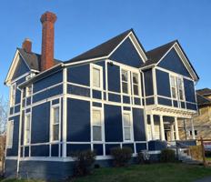 featured image of 511 E Chestnut St
