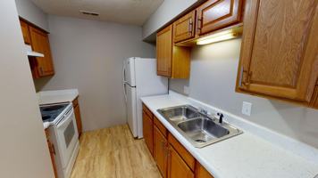 featured image of 3220 W 13th St
