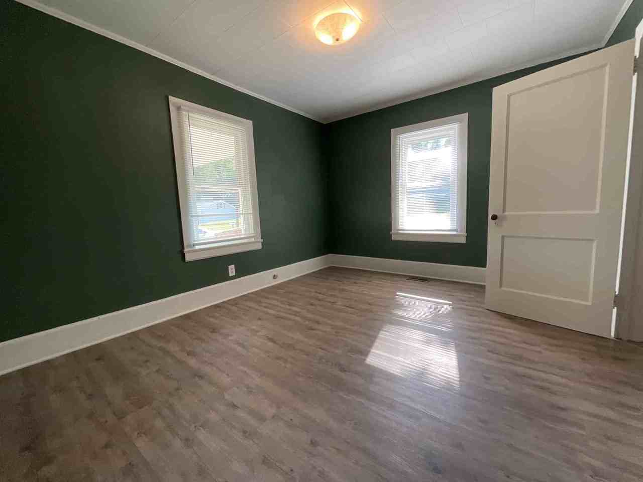 148 Muse Ave - Photo 7 of 17
