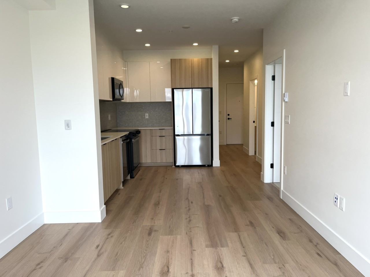 20769 Fraser Hwy - Photo 3 of 11