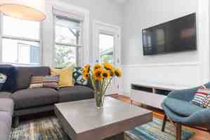 featured image of 153 Trenton St