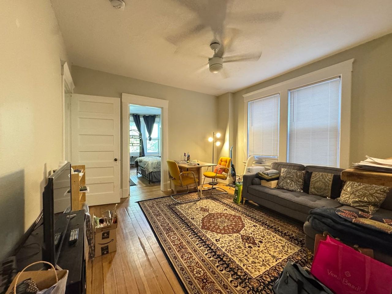 968 State St - Photo 3 of 14