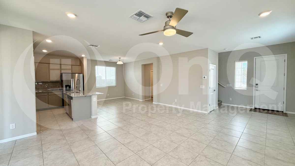 17381 W Daley Ln - Photo 5 of 22
