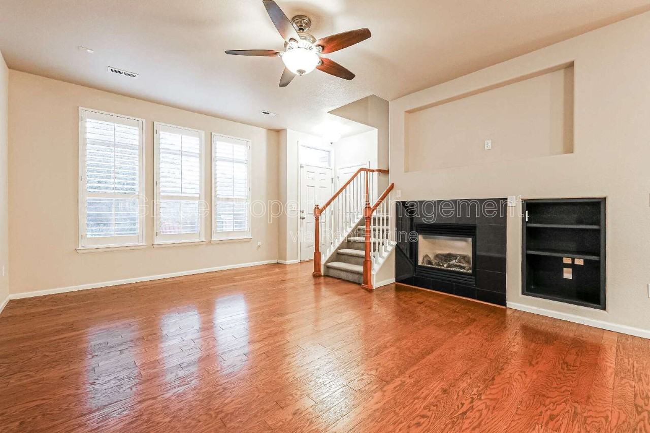 8934 E Otero Pl - Photo 3 of 20
