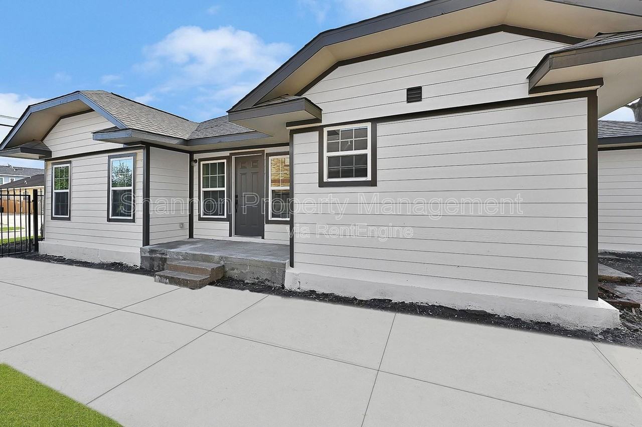 224 Everton St - Photo 3 of 24