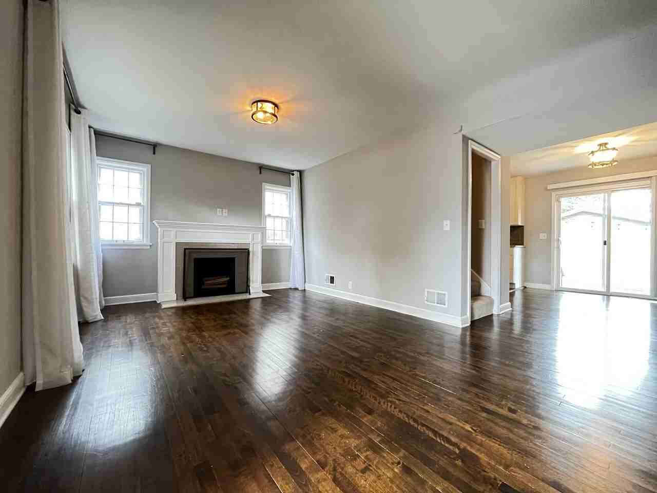 3120 Jersey Ave S - Photo 4 of 33