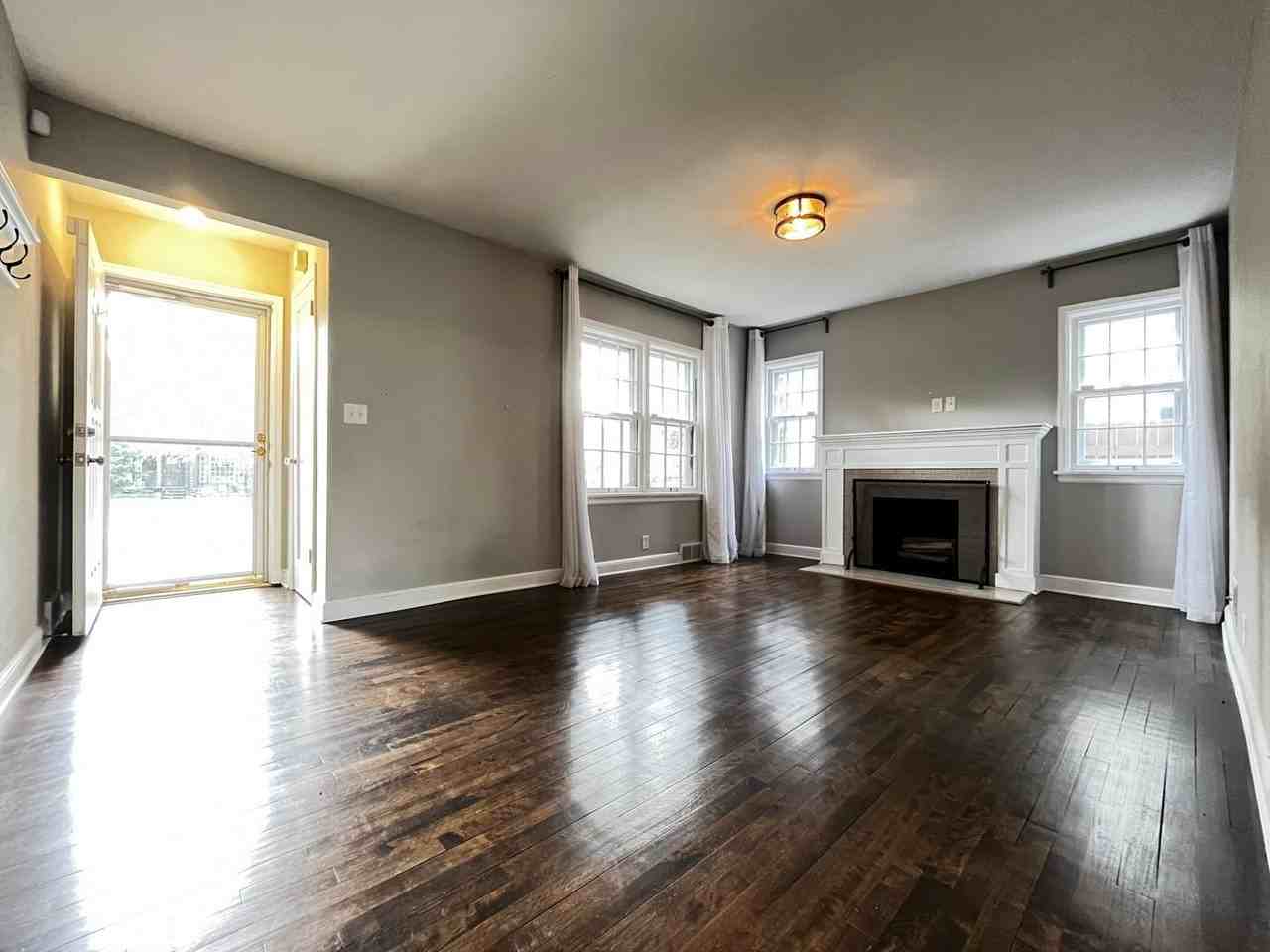 3120 Jersey Ave S - Photo 5 of 33