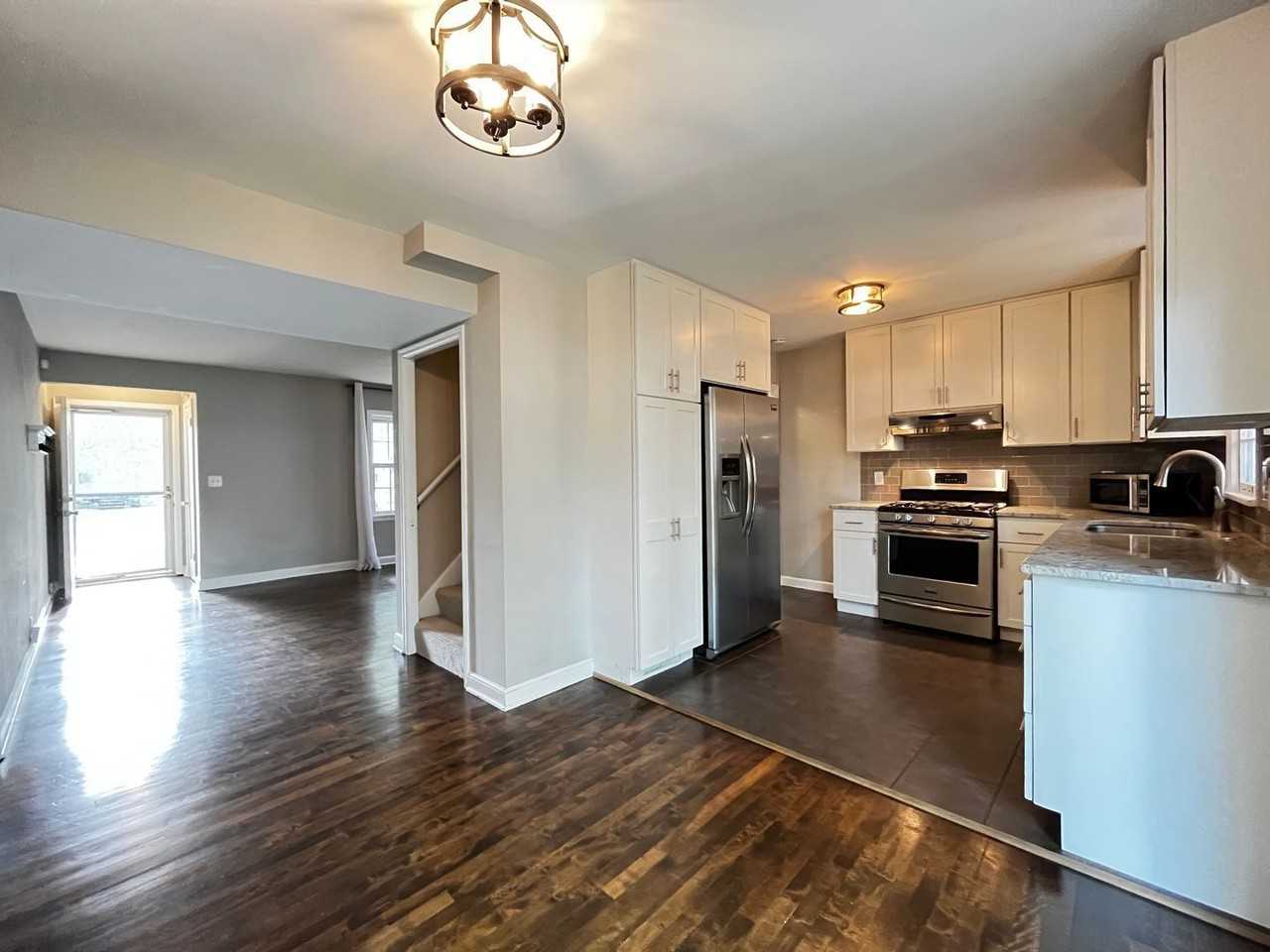 3120 Jersey Ave S - Photo 7 of 33