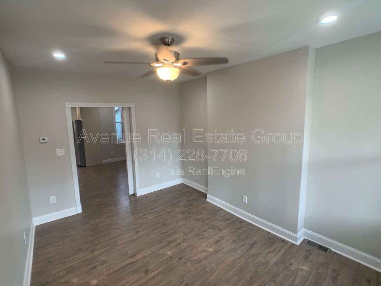 4211 Cleveland Ave - Photo 4 of 36