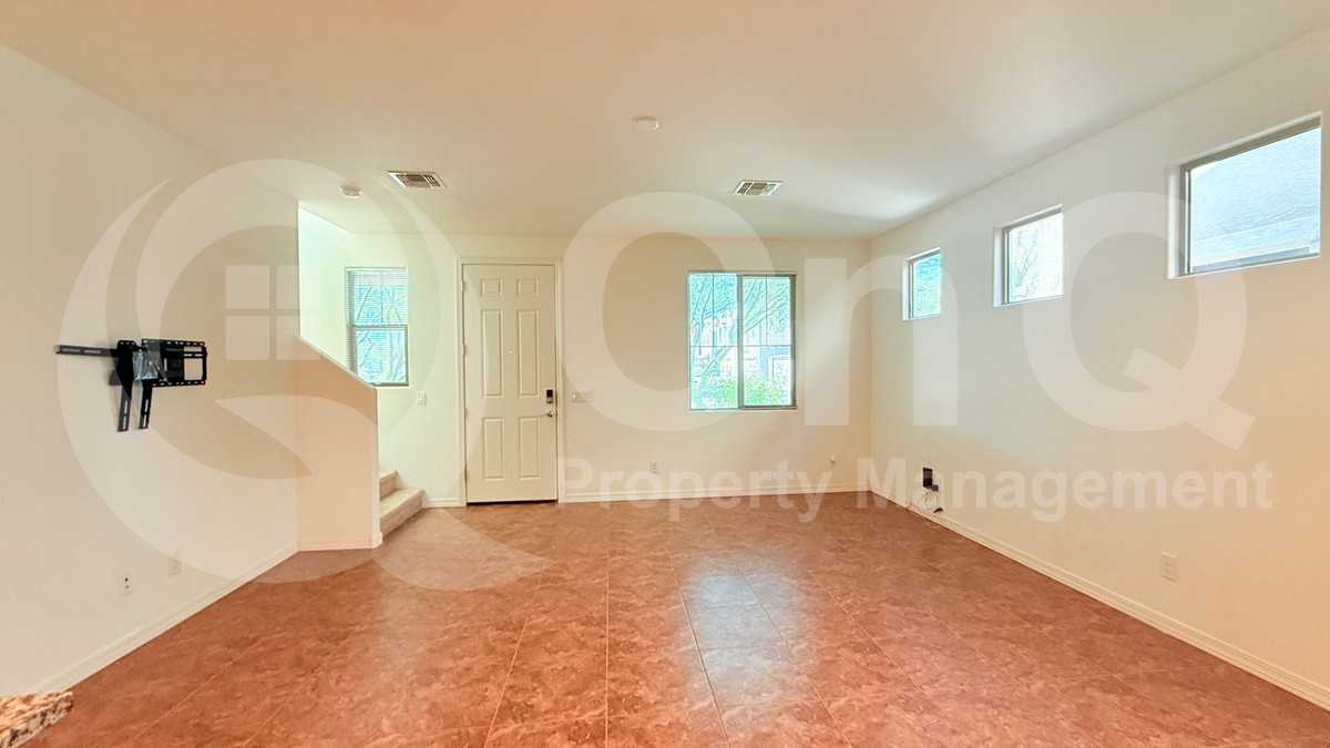 3706 S 57th Ln - Photo 2 of 27