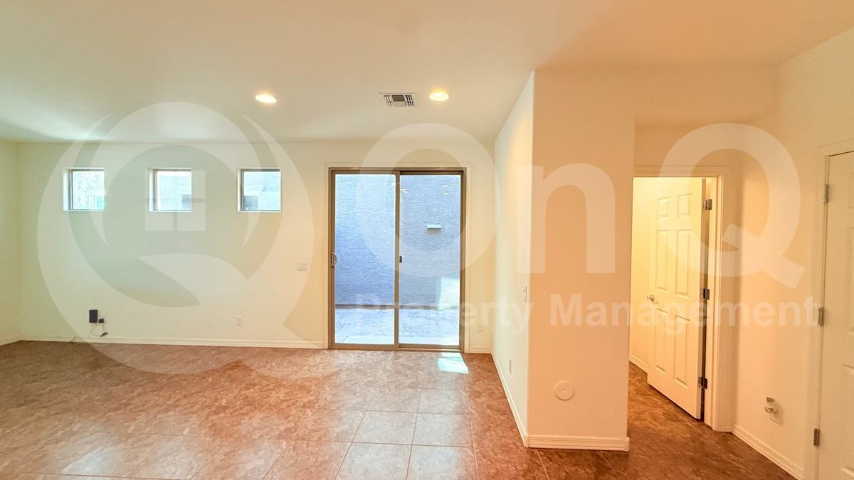 3706 S 57th Ln - Photo 3 of 27