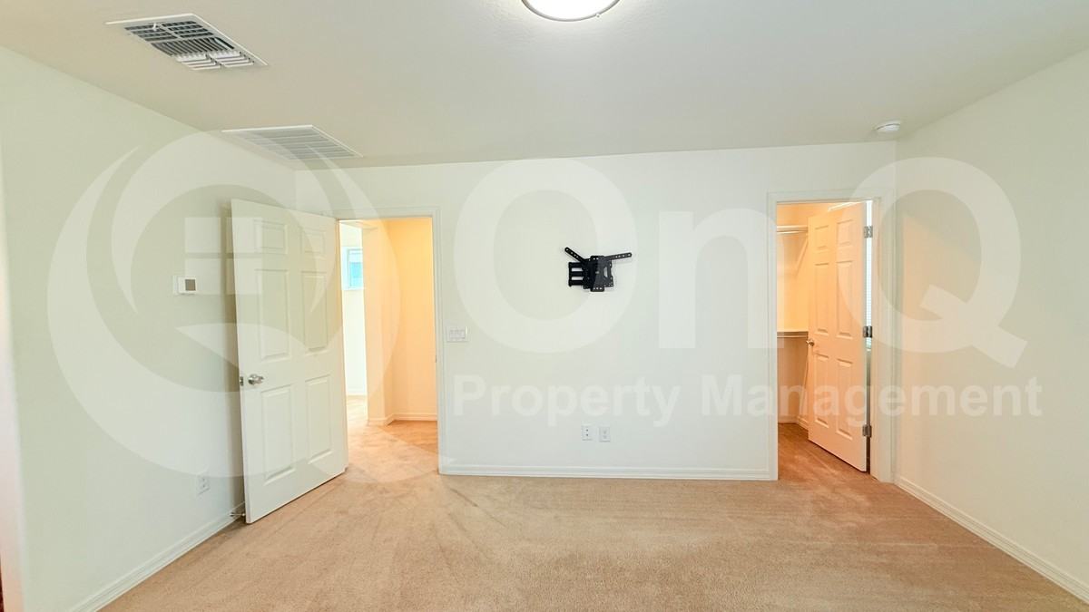 3706 S 57th Ln - Photo 7 of 27
