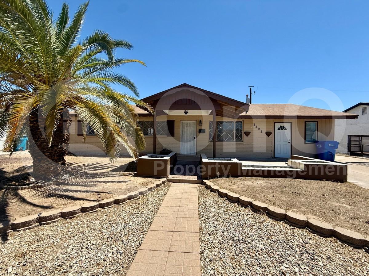 3423 W Aster Dr