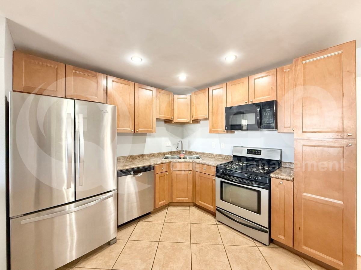 3423 W Aster Dr - Photo 3 of 18