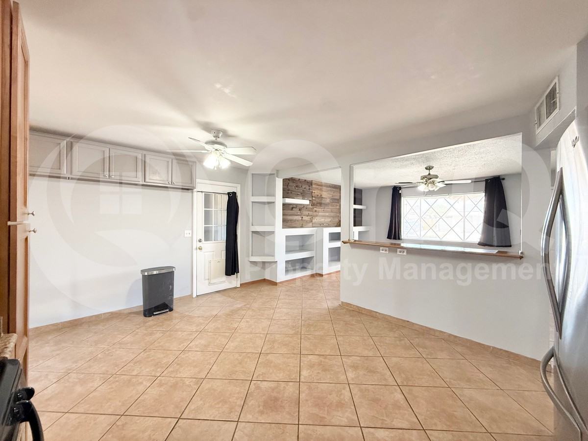 3423 W Aster Dr - Photo 6 of 18