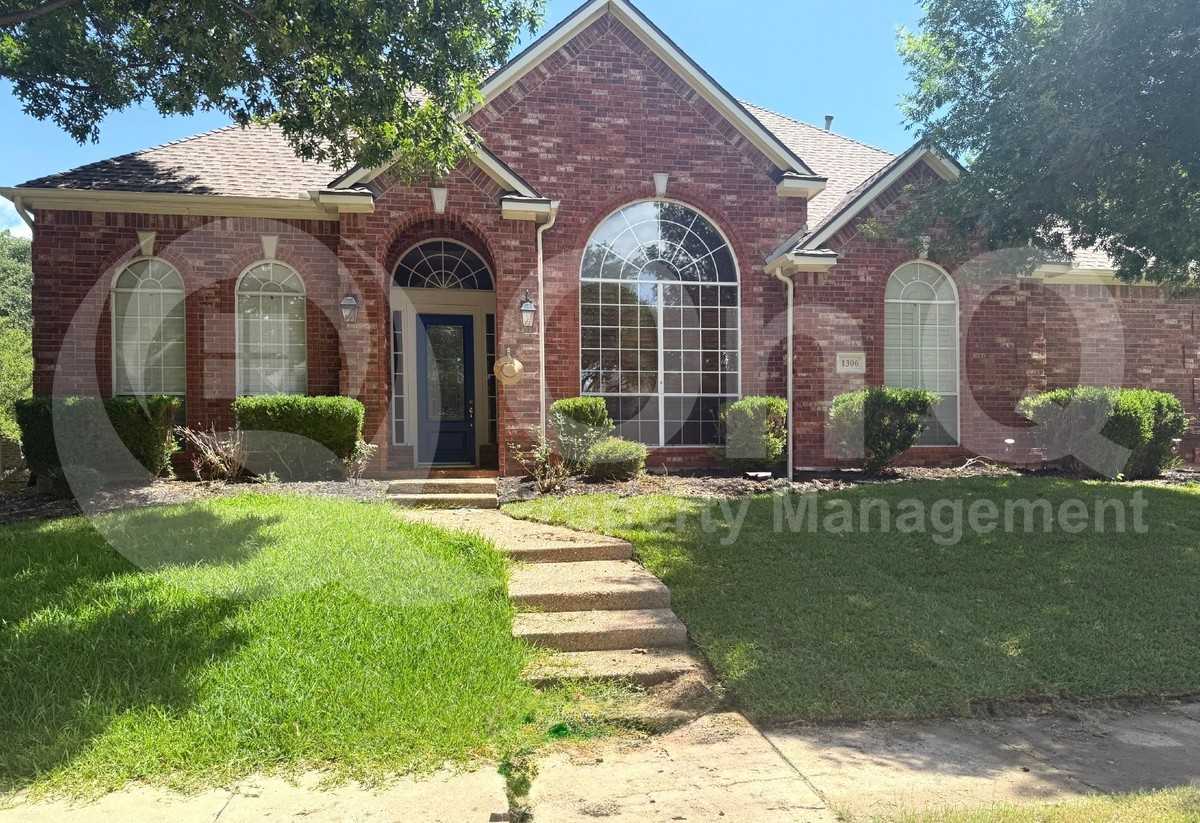 1306 Granger Dr