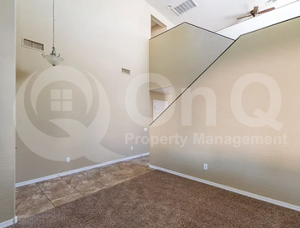 11053 E Silver Springs Ave - Photo 3 of 15