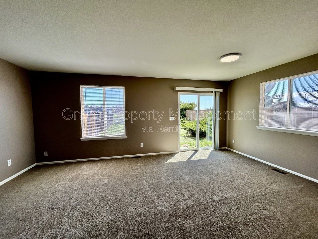 10962 E 96th Pl - Photo 4 of 17