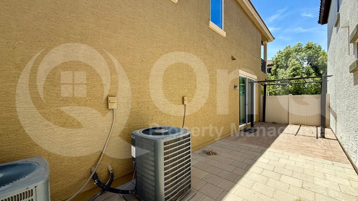 950 S Wallrade Ln - Photo 6 of 29