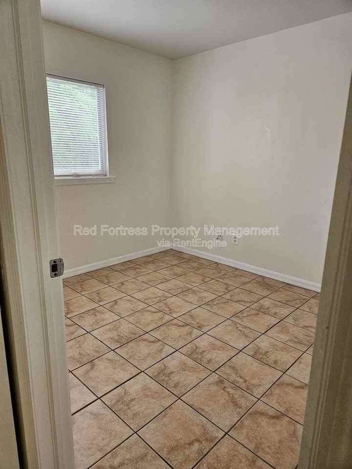5317 27th St Sw - Photo 3 of 9