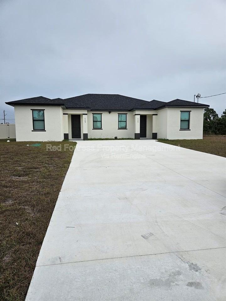 5146 Centennial Blvd