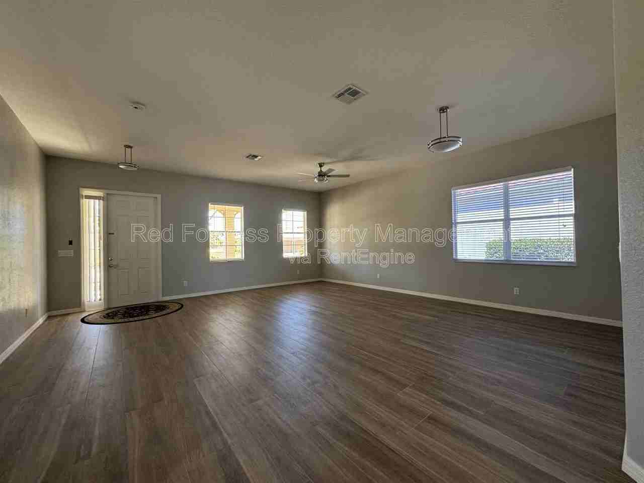 2531 Sawgrass Lake Ct - Photo 6 of 16