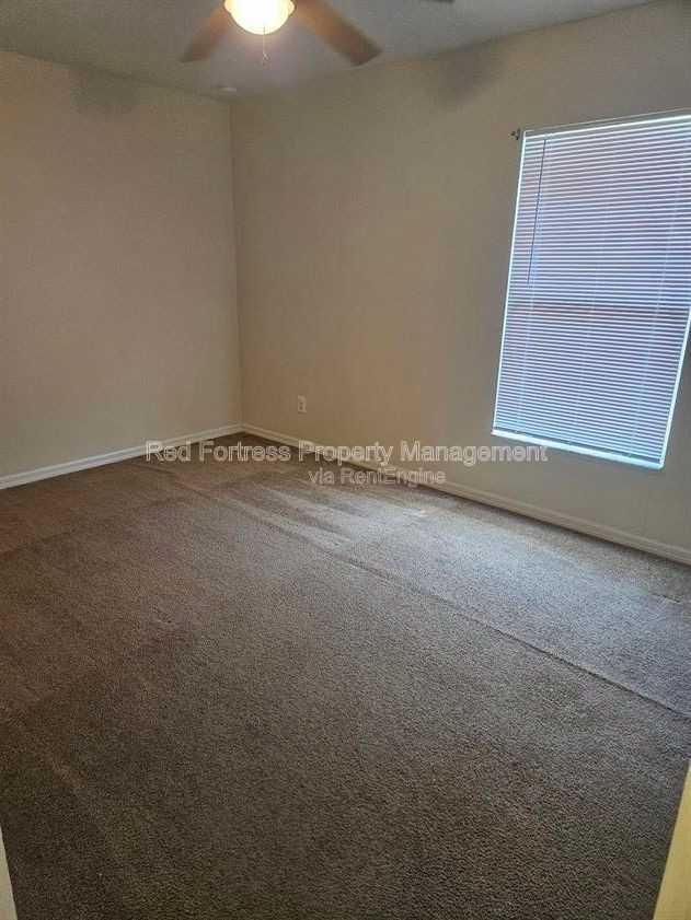 5202 30th St Sw - Photo 7 of 10