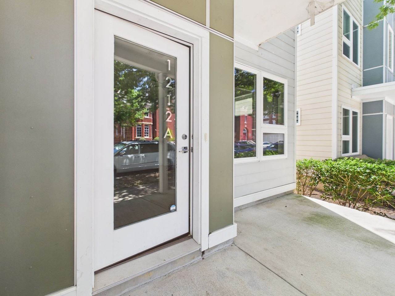 1212 Porter St #A - Photo 3 of 22