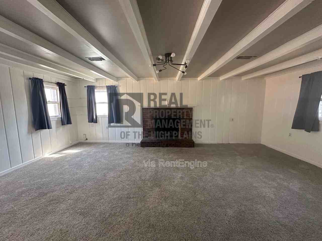 3007 S Washington St - Photo 5 of 12