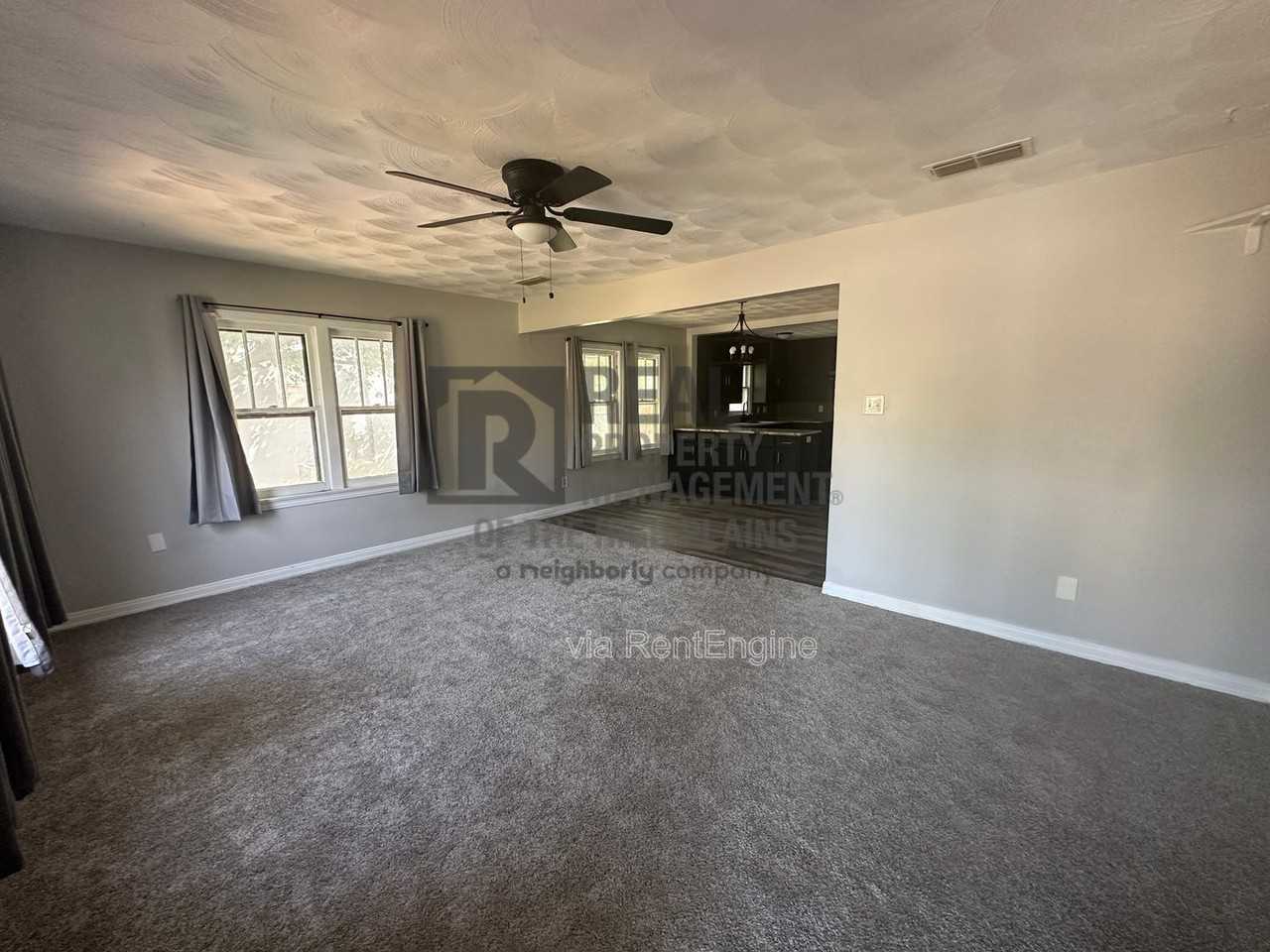 3007 S Washington St - Photo 7 of 12