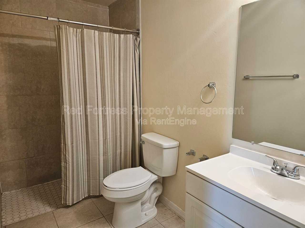 542 Se 6th Pl - Photo 7 of 12