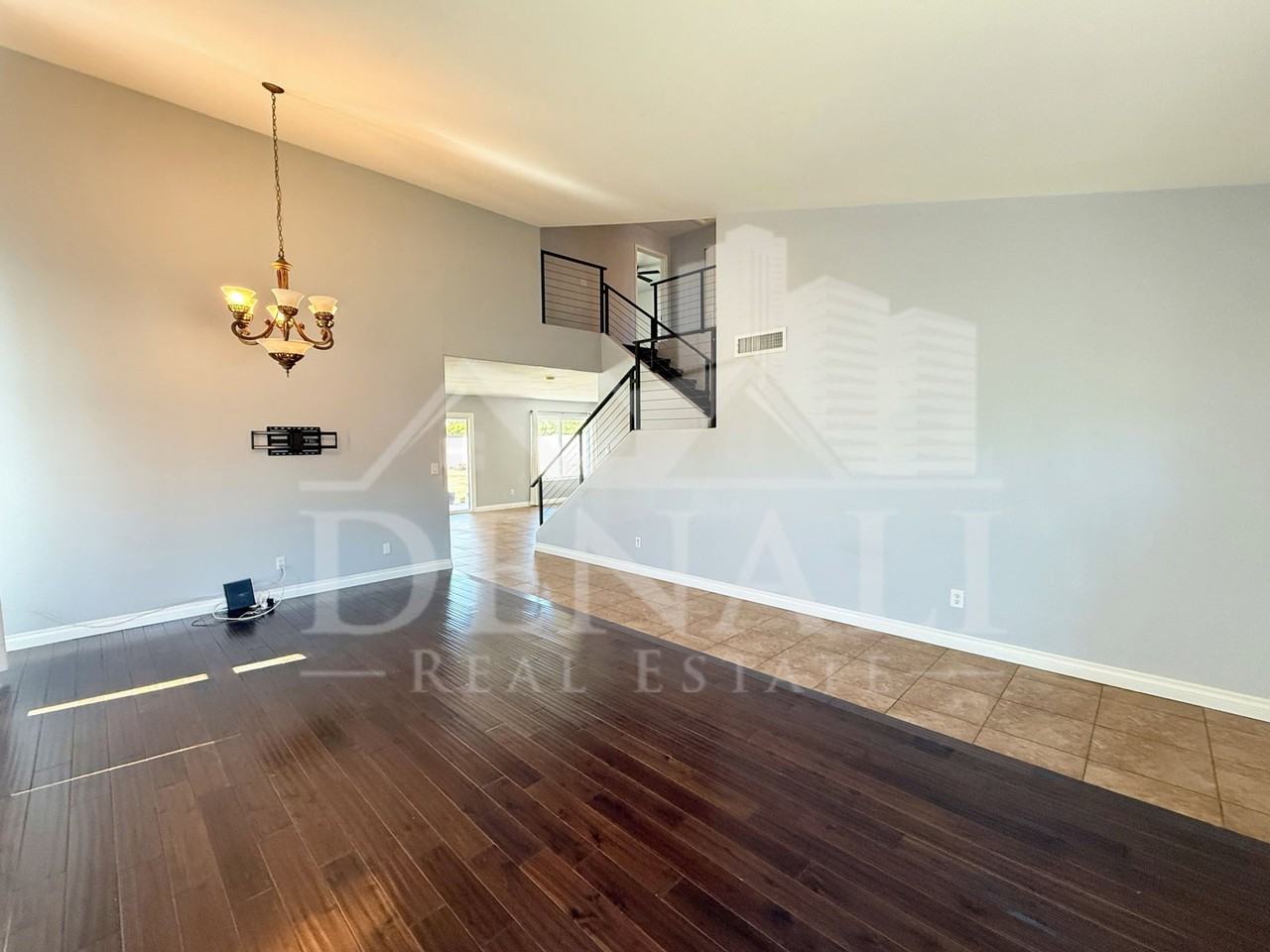 1249 W Kelly Ln - Photo 4 of 36