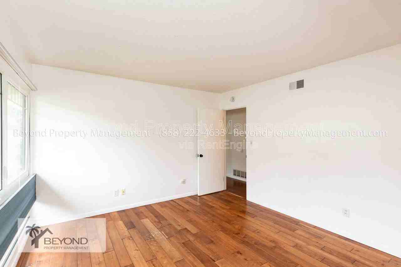 6536 Avenida Manana - Photo 7 of 26