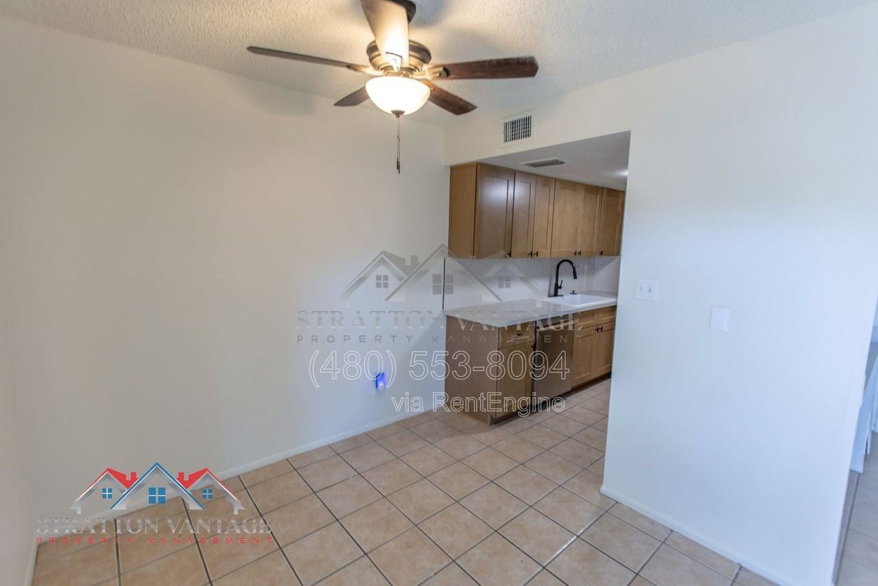 4107 N 81st St - Photo 7 of 27