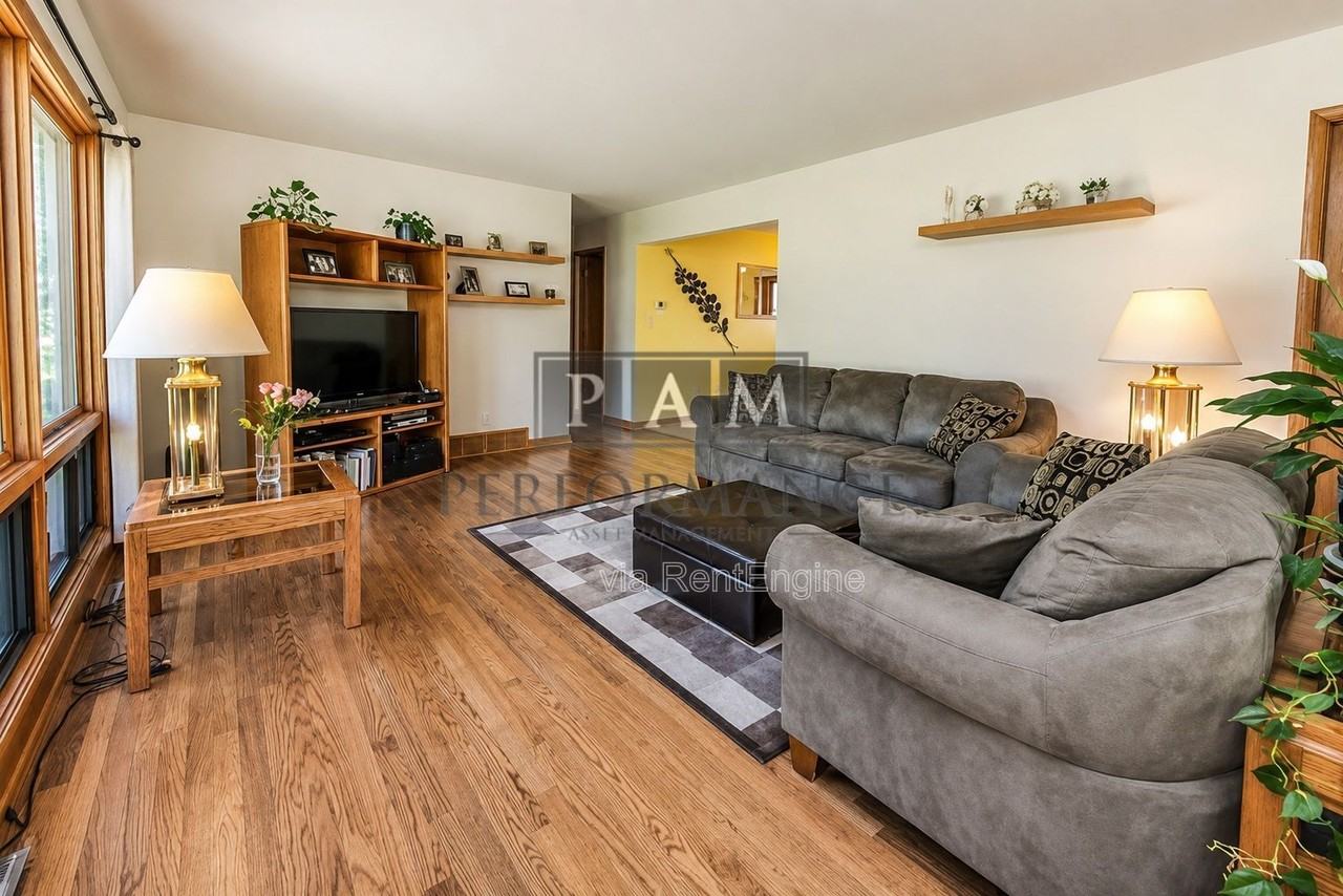11407 W Mount Vernon Ave - Photo 2 of 22
