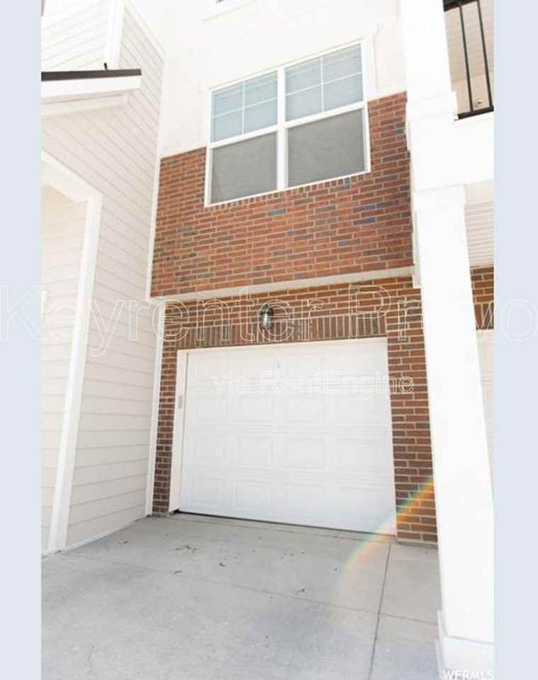 4336 W 1850 N #303 - Photo 2 of 21