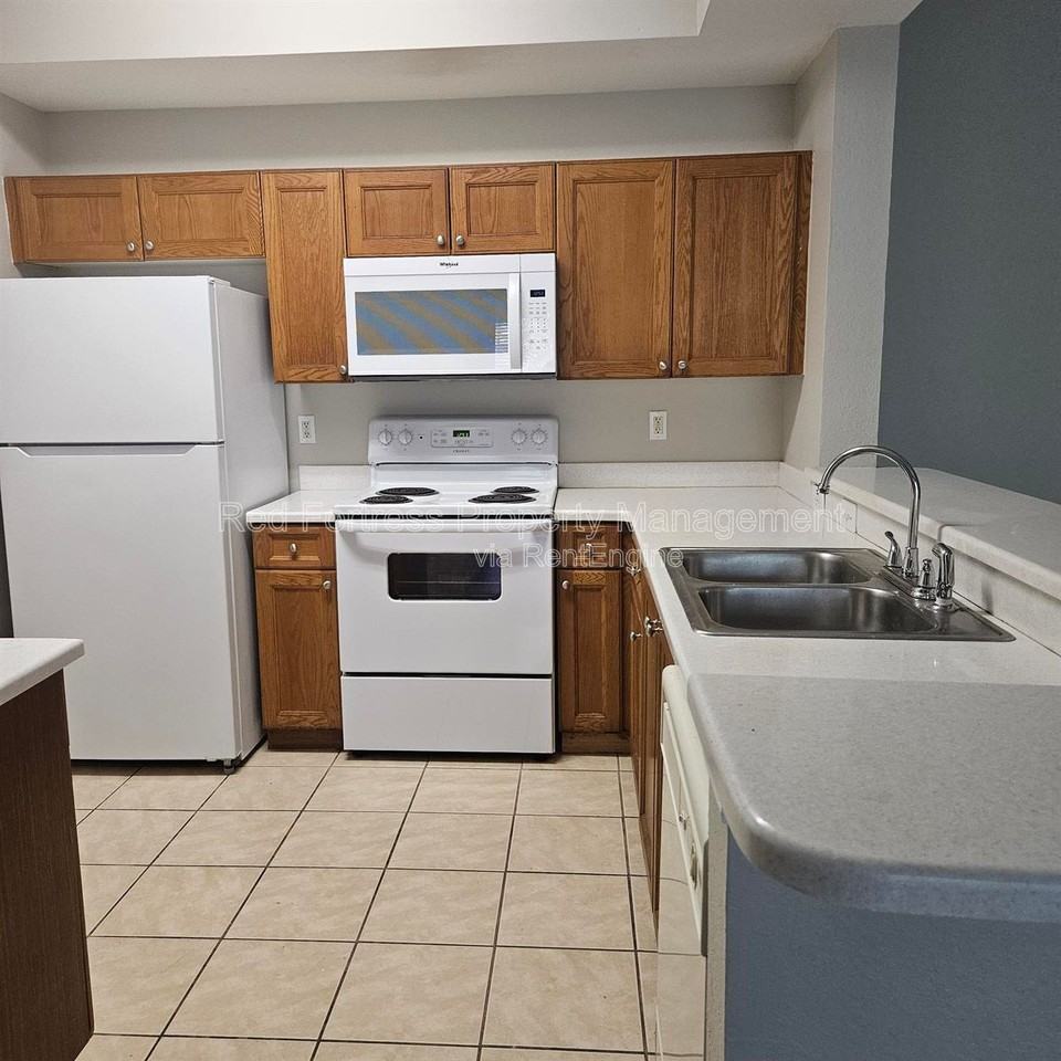 9005 Colby Dr #1920 - Photo 3 of 6