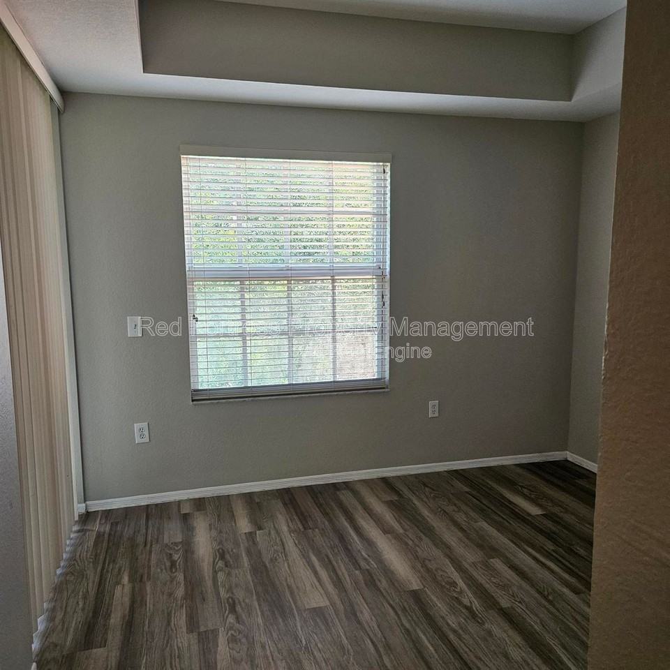 9005 Colby Dr #1920 - Photo 4 of 6