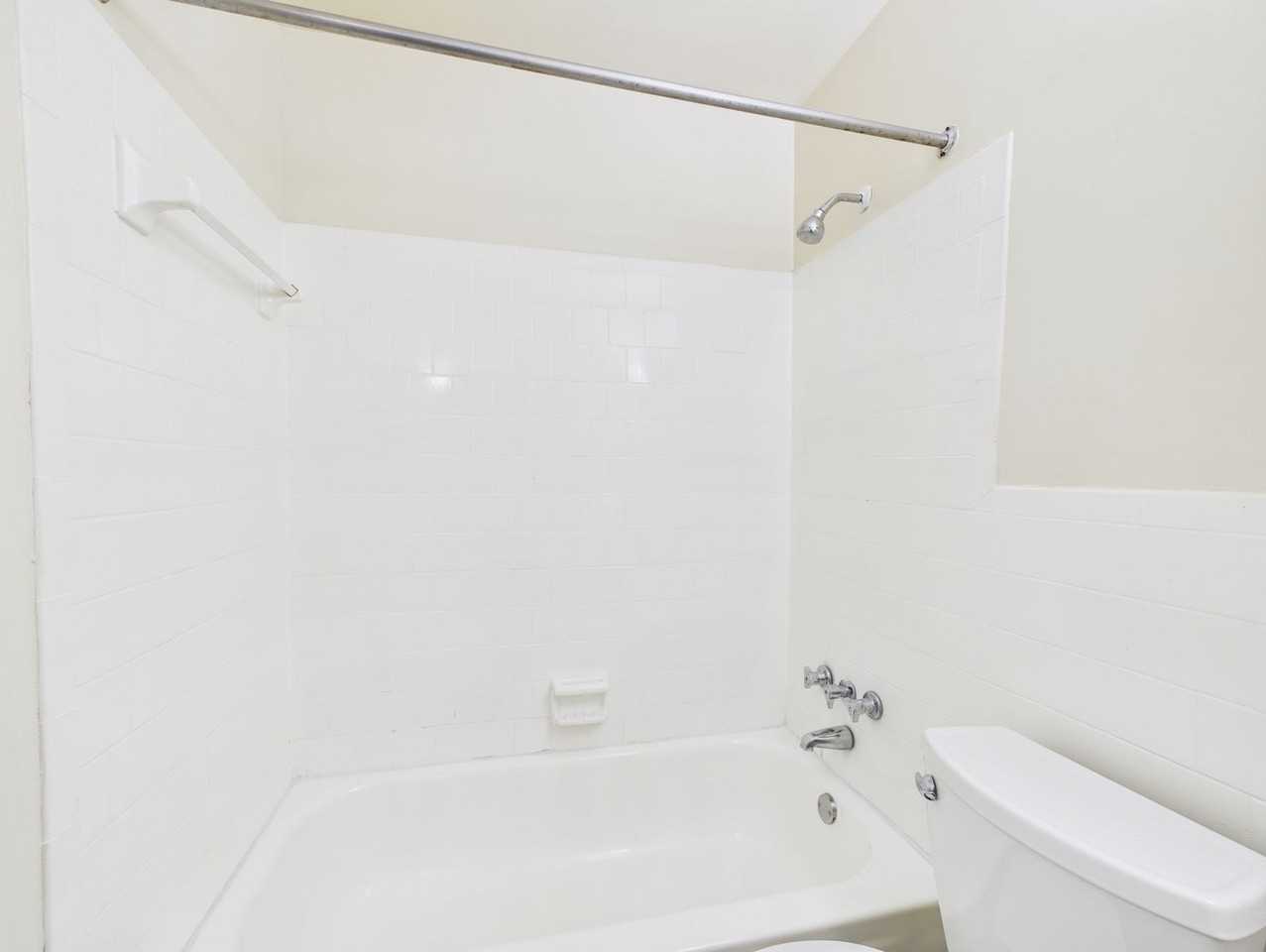 3202 Midlothian Tpke #3204D - Photo 7 of 9