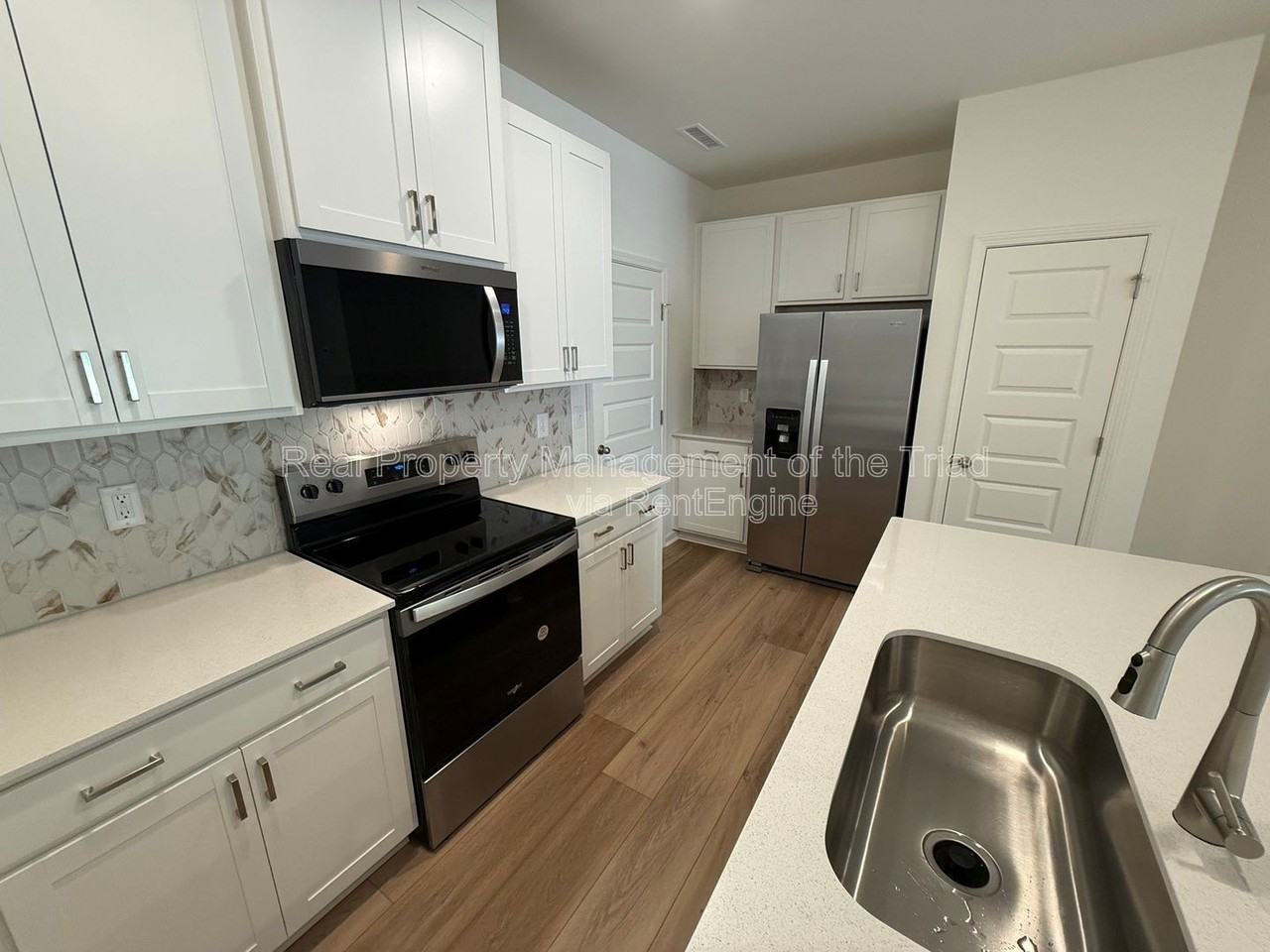 112 Parker Ln - Photo 4 of 19