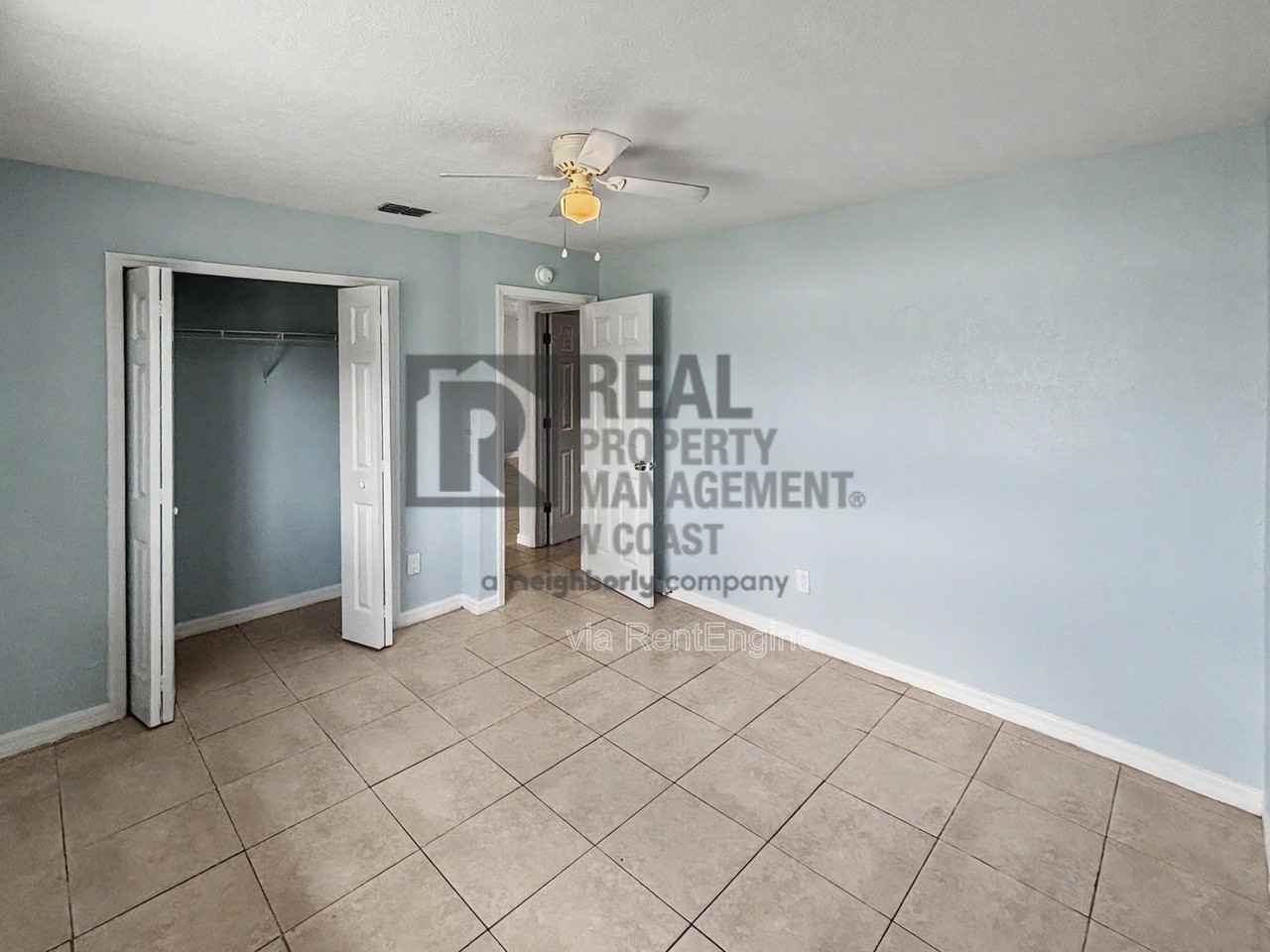 843 Sw 16th Ter - Photo 6 of 18