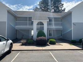 featured image of 122 W Victoria Ct