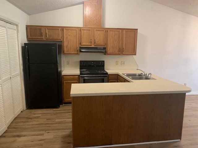 122 W Victoria Ct - Photo 5 of 18