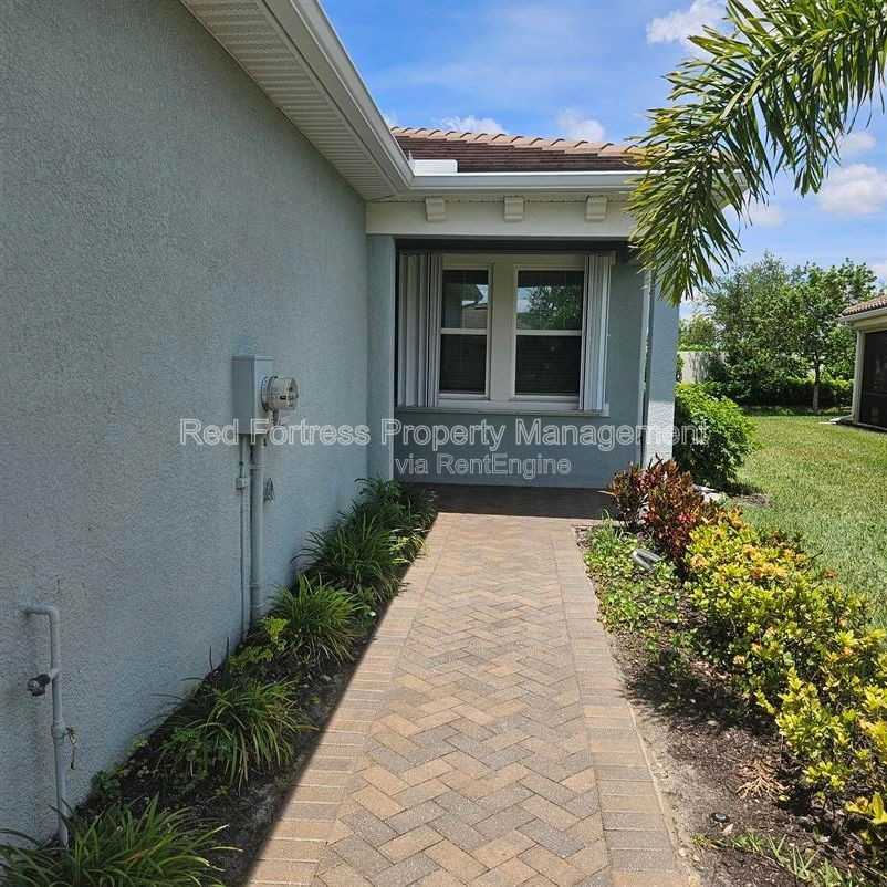 6517 Good Life St - Photo 3 of 10