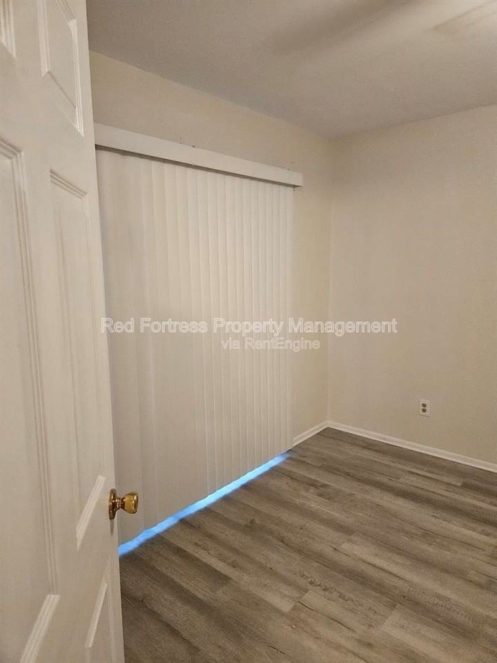 8384 S Haven Ln - Photo 5 of 10