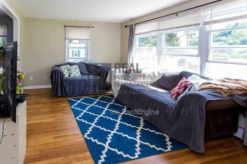17 Richardson Dr - Photo 3 of 25