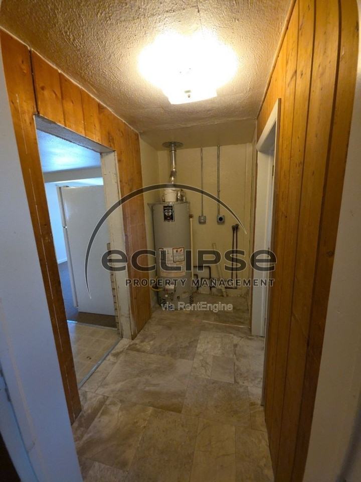 122 10th St - Photo 6 of 21