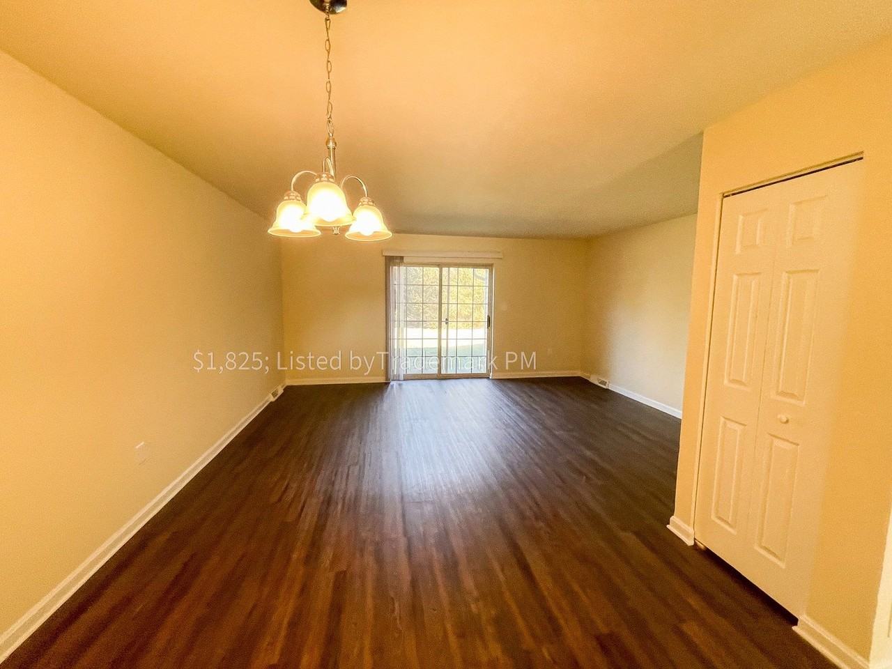 1921 Shady Oak Dr - Photo 6 of 19